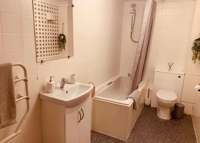 4 Swallowholm * Langthwaite